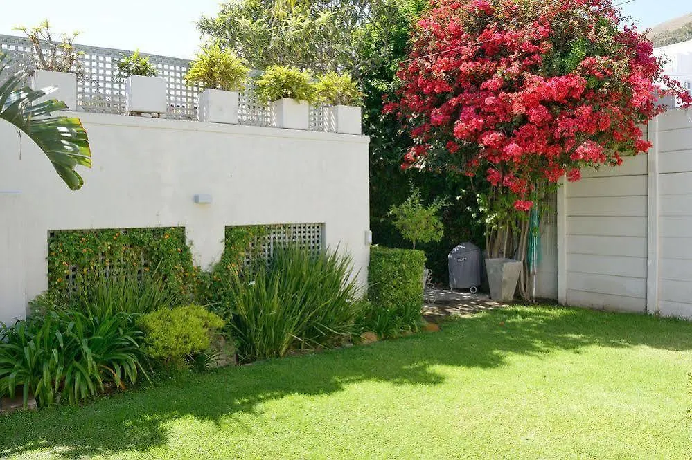 Ravenscraig Road Guest House Κέιπ Τάουν
